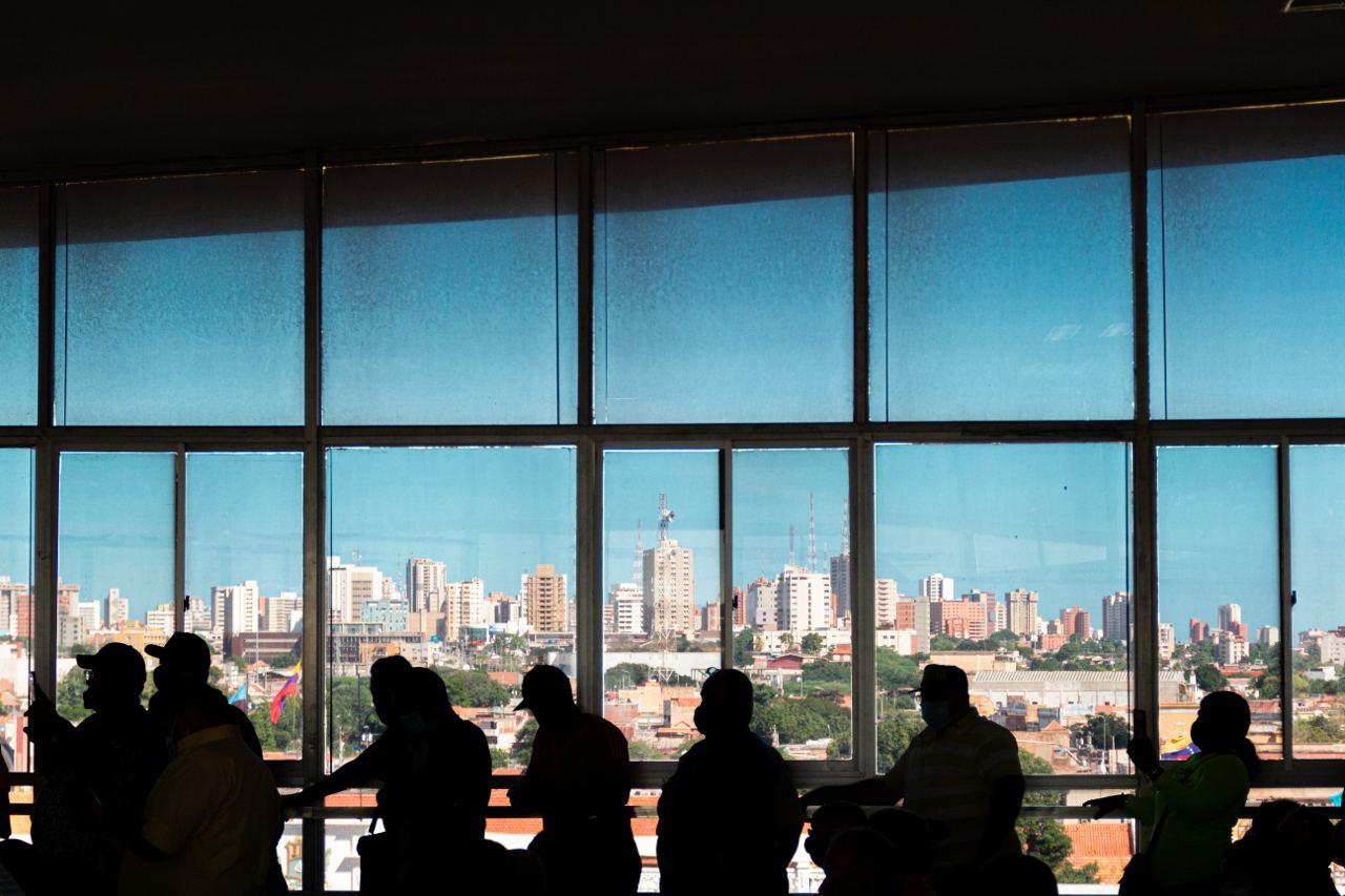 Alcalde Rafael Ramírez se reúne con transportistas de Maracaibo buscando soluciones para el sector (2) Alcalde Rafael Ramírez se reúne con transportistas