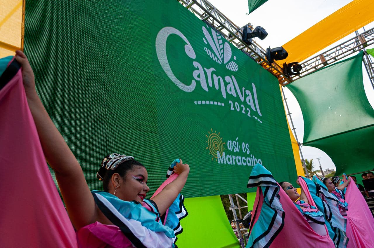 Con un colorido show culminaron los Carnavales 2022 “Así es Maracaibo” en la Vereda del Lago (1) Carnavales 2022 en la Vereda