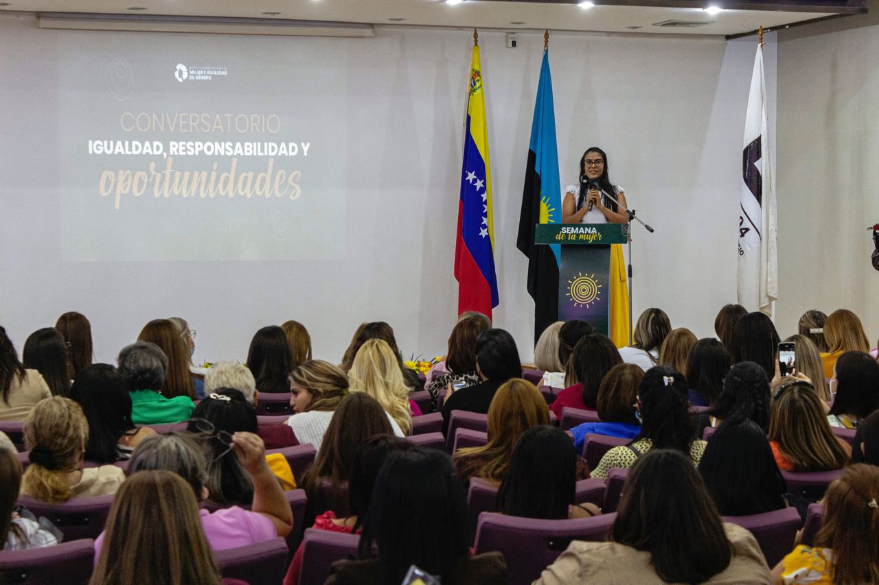 Igualdad, Responsabilidad y Oportunidades promovió la Alcaldía de Maracaibo en honor al Día de la Mujer (8) Conversatorio Día de la Mujer, Alcaldía de Maracaibo