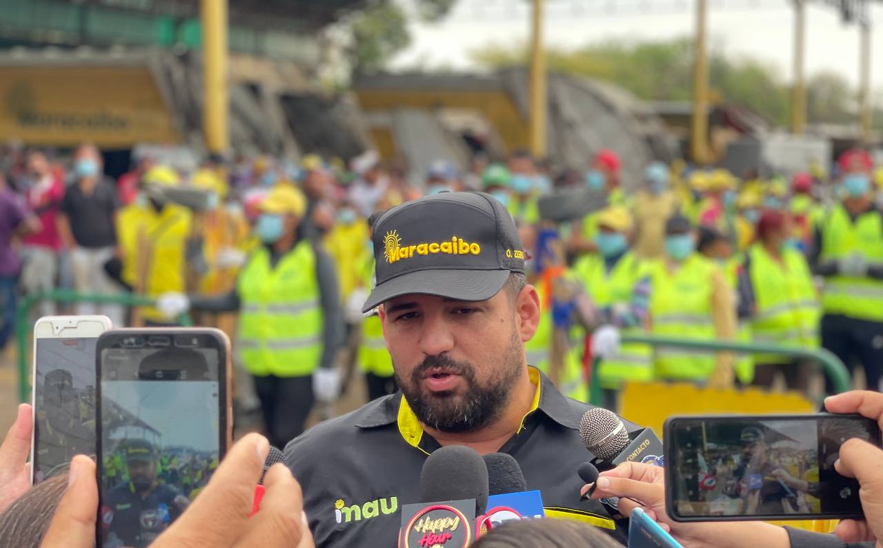 IMAU Pese a la escasez de gasoil, operaciones de recolección de desechos en Maracaibo se mantienen en 70% (2) Oscar Zerpa: Se mantiene la recolección de desechos en un 70%
