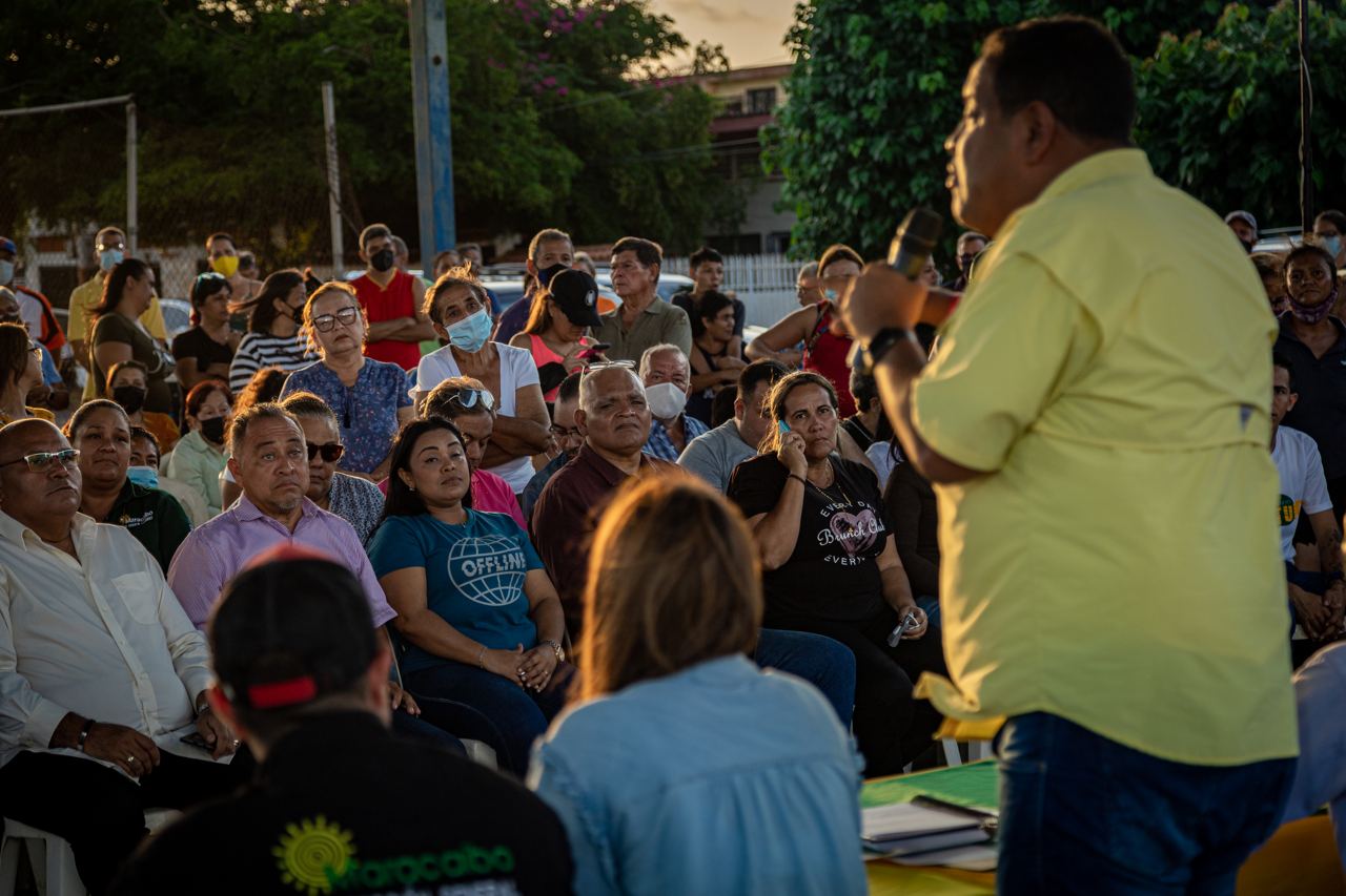 Vecinos de la urbanización Urdaneta juran ser Marabino Consciente (3)