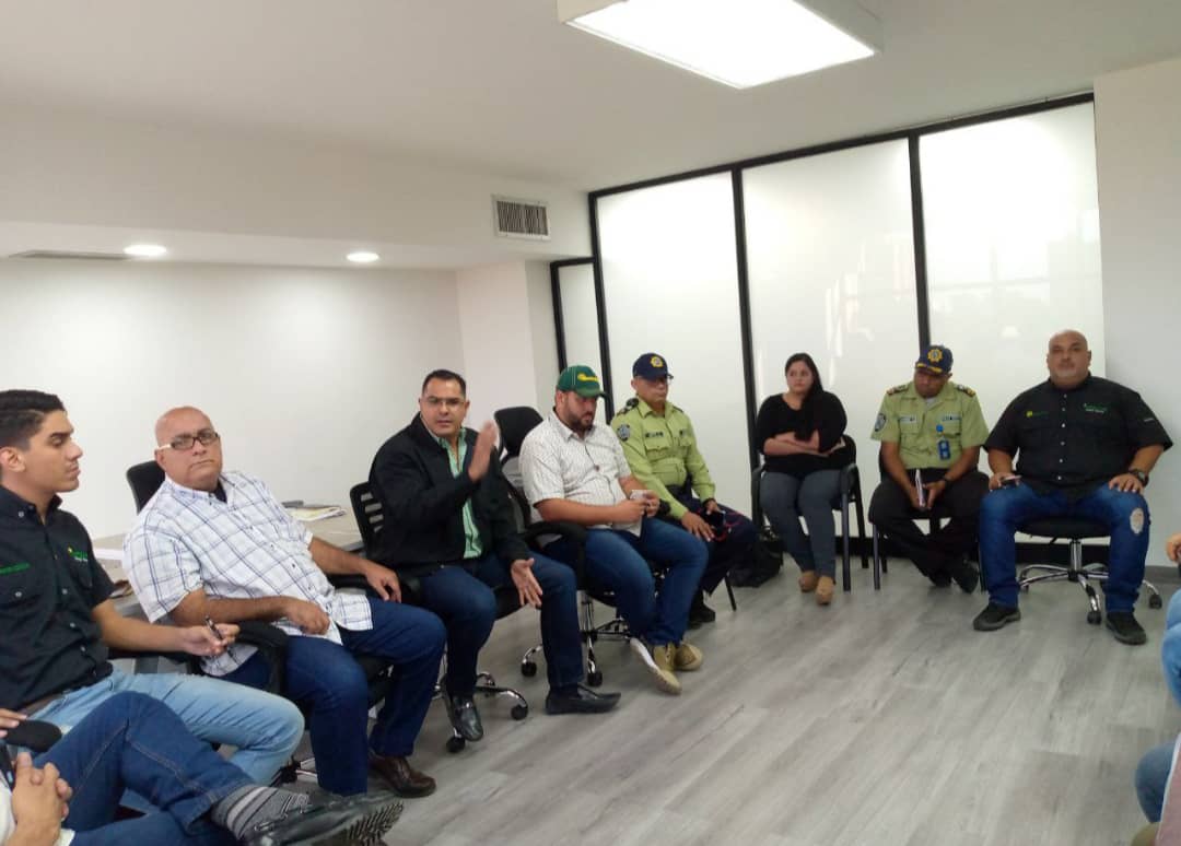 Alcaldía busca otorgar títulos a transportistas de Maracaibo Siglo XXI (2) Alcaldía busca otorgar títulos a transportistas de "Maracaibo Siglo XXI"