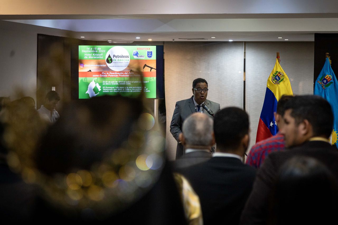 Primer Seminario Internacional de Negocios Petroleros llegó a Maracaibo