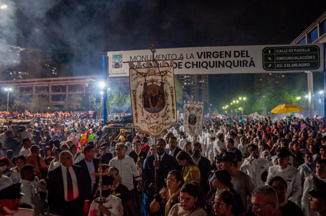 Con fervor y amor mariano alcalde Ramírez celebra a la Chinita (8)