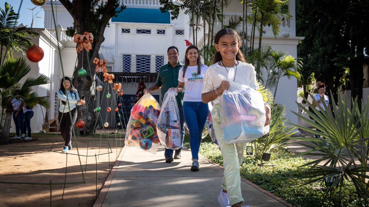 Alcaldía entregó cerca de 16 mil juguetes con campaña Navidad Consciente (1)