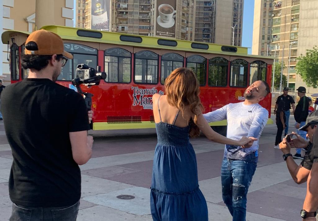 A bordo del Tranvía Nacho recorrió Maracaibo para nuevo videoclip (3)