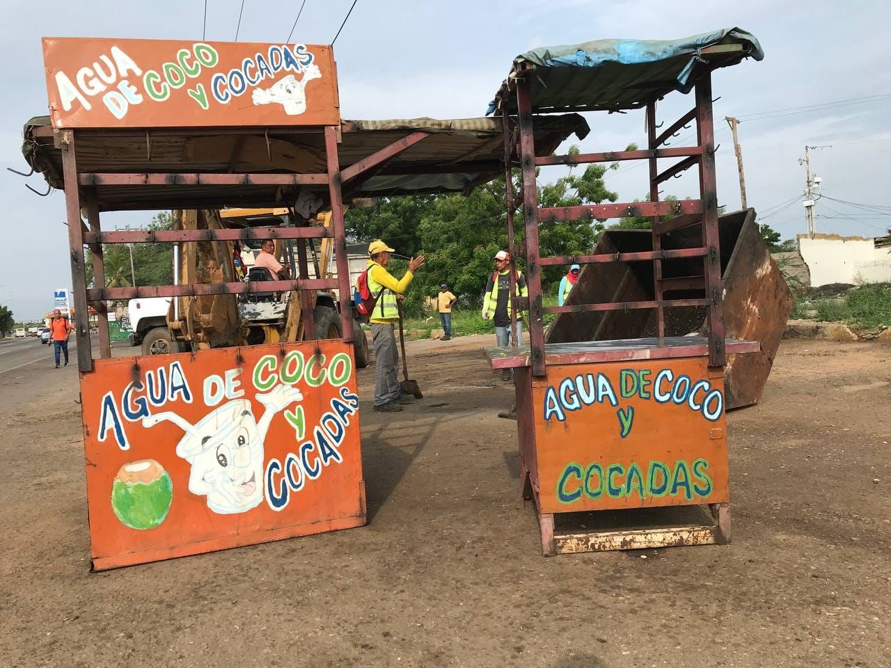 8 toneladasde desechos se recogen en la C1 por comercios deagua de coco y caña de azucar (2)