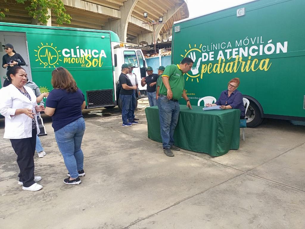 Jornada de Atención Médica y Veterinaria de la Alcaldía de Maracaibo atendió a más de 200 personas en Plaza para Todos (1)