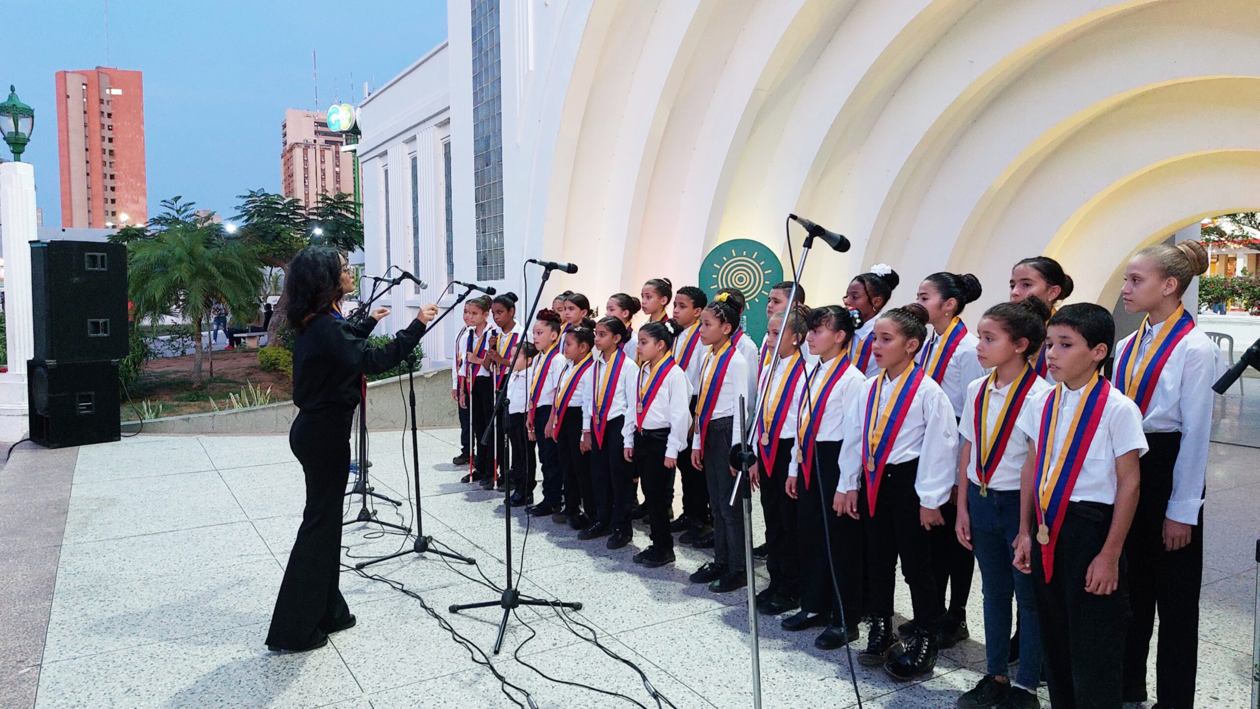 Kínder Musical de Alcaldía de Maracaibo debutó Domingo Cultural (2)