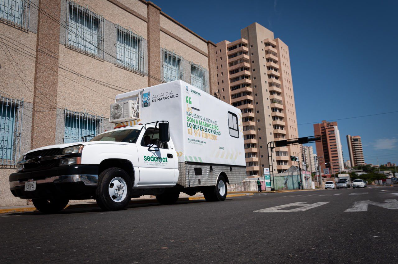 Unidad móvil SEDEMAT Maracaibo registró nuevos contribuyente (3)