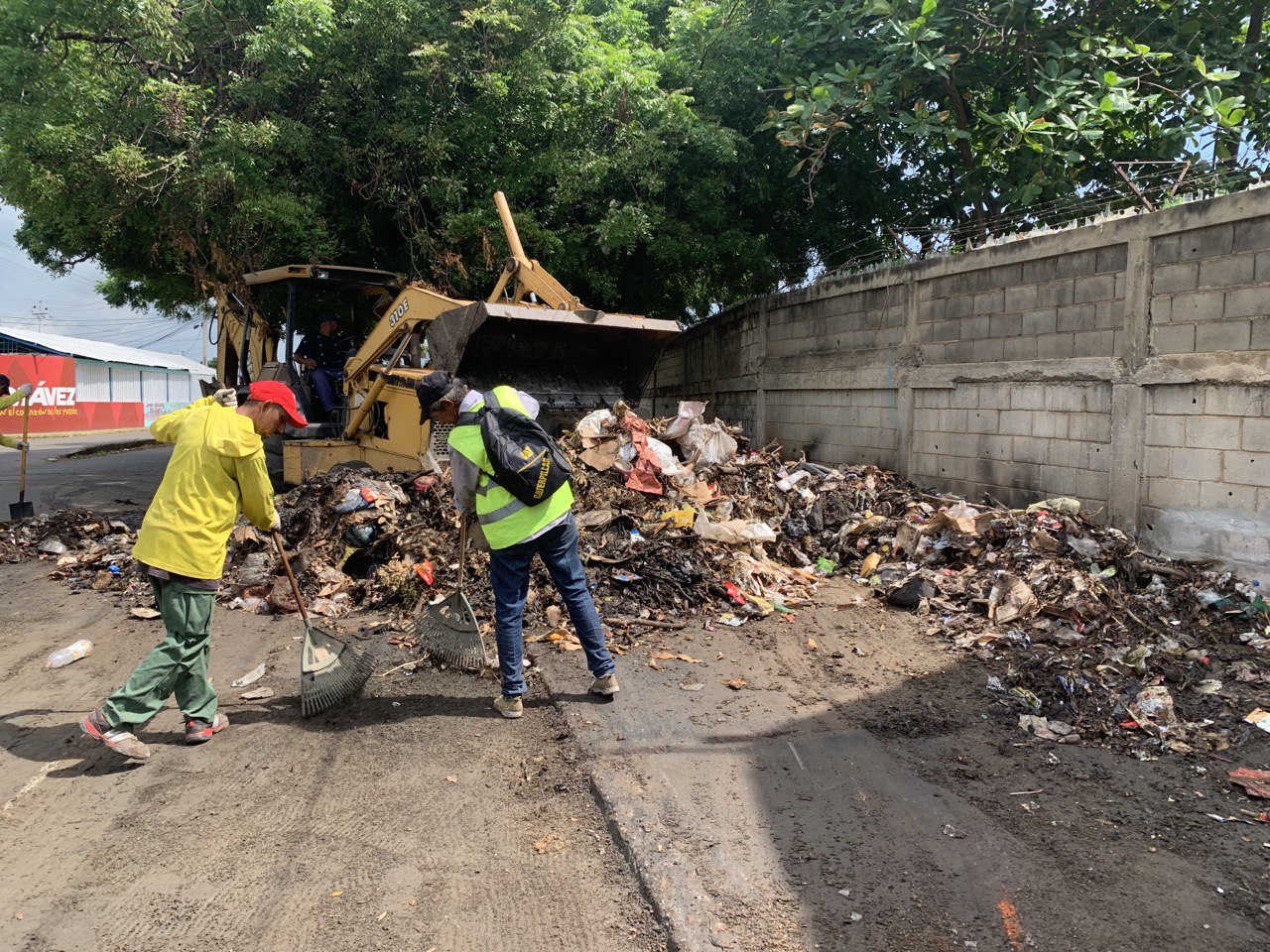 4500 TON de desechos en 60 puntos críticos de Circunvalación 3 (5)