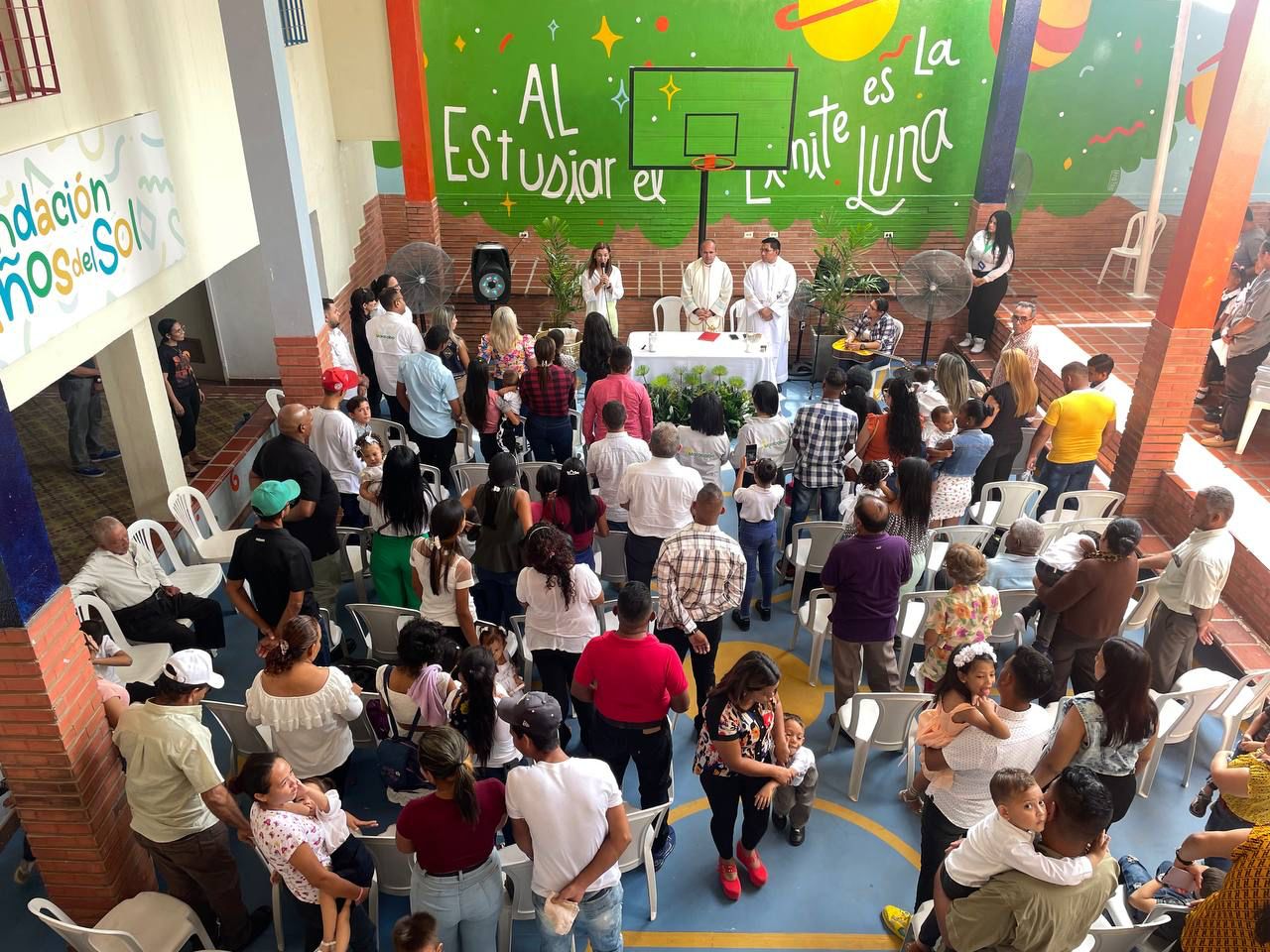 Fundanis realizó bautizo colectivo a los niños, niñas y adolescentes de 12 parroquias marabinas (3)