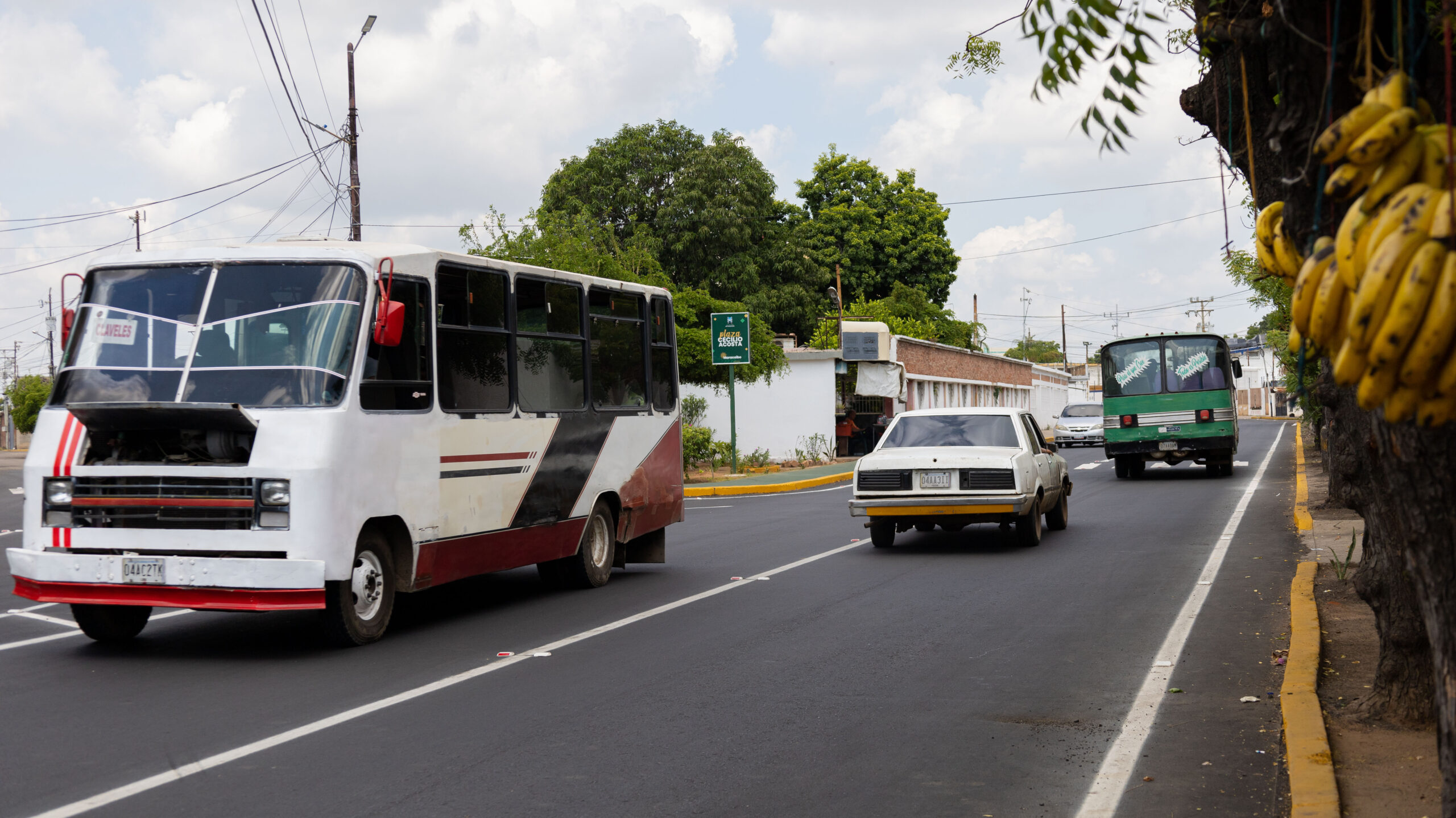 vecinos estrenan el corredor vial Universidad Cecilio Acosta (9)