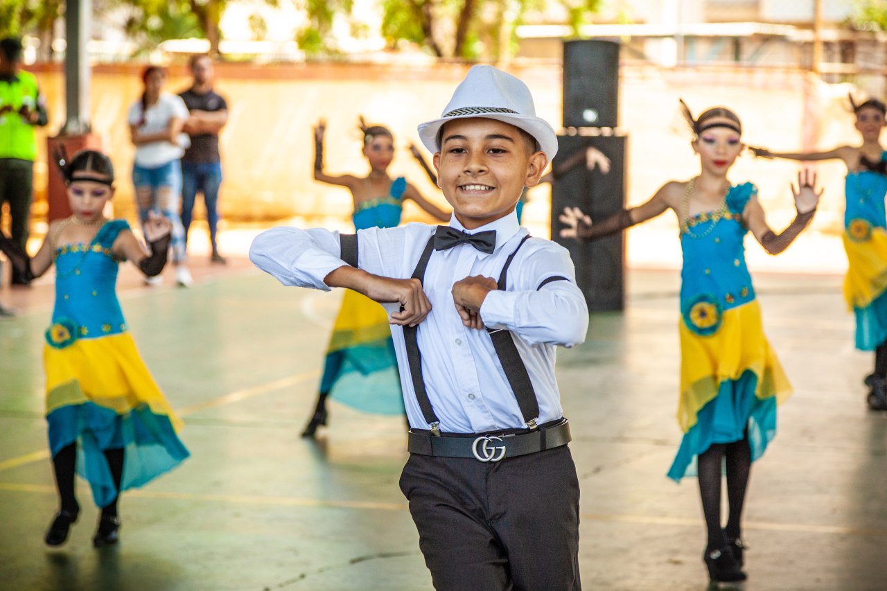 Danzas Rosaleda, La Victoria y Abedul repiten en el Interparroquial Sol de Maracaibo (1)