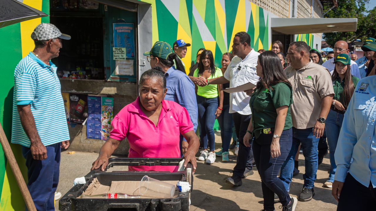 Alcalde Ramírez Colina inspeccionó recuperación del Mercado Altos de Jalisco (4)