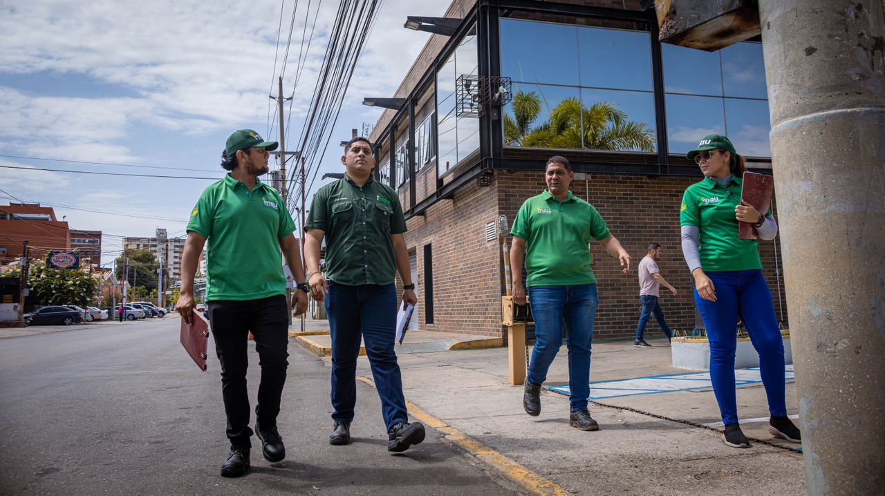 Imau supervisa pago del servicio de aseo en las 18 parroquias de Maracaibo (1)