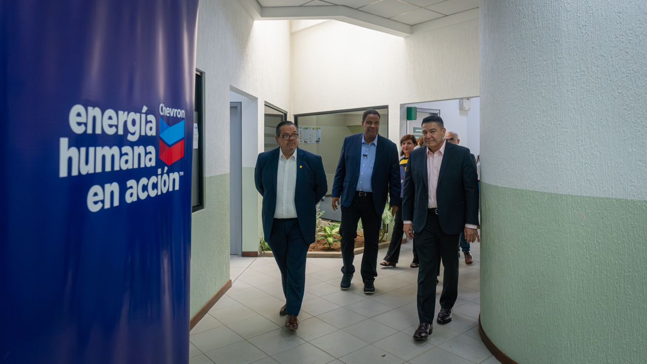 Centro de Diagnóstico Médico de Maracaibo recibe equipo ecográfico por parte de Chevron (4)