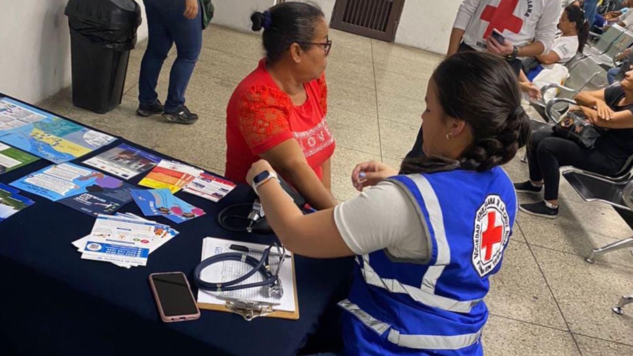 Punto de la Cruz Roja en el Terminal de Pasajeros contabiliza más de cinco mil usuarios atendidos desde mayo 2023 (3)