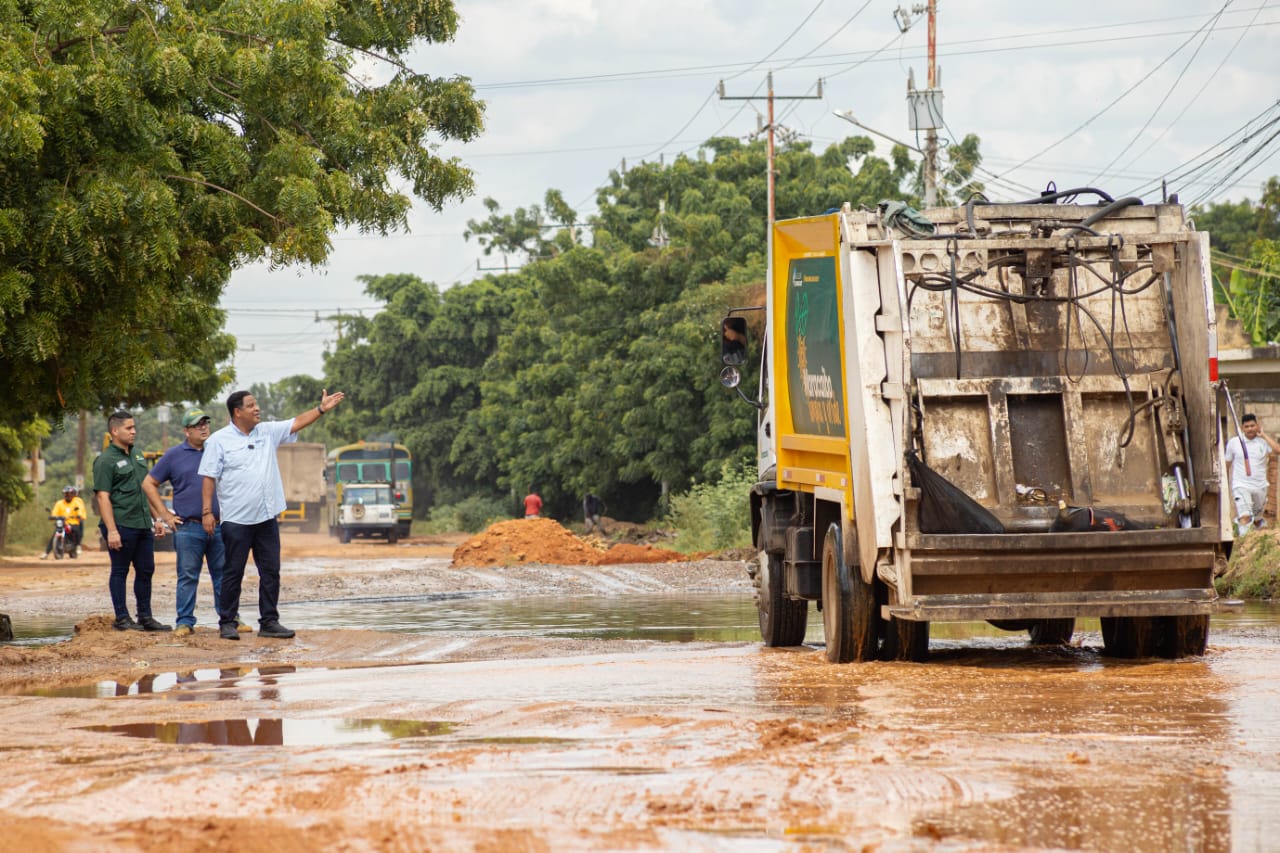 Patroleo y conformación de terreno de la Alcaldía llega a Las Mercedes en la parroquia San Isidro (5)