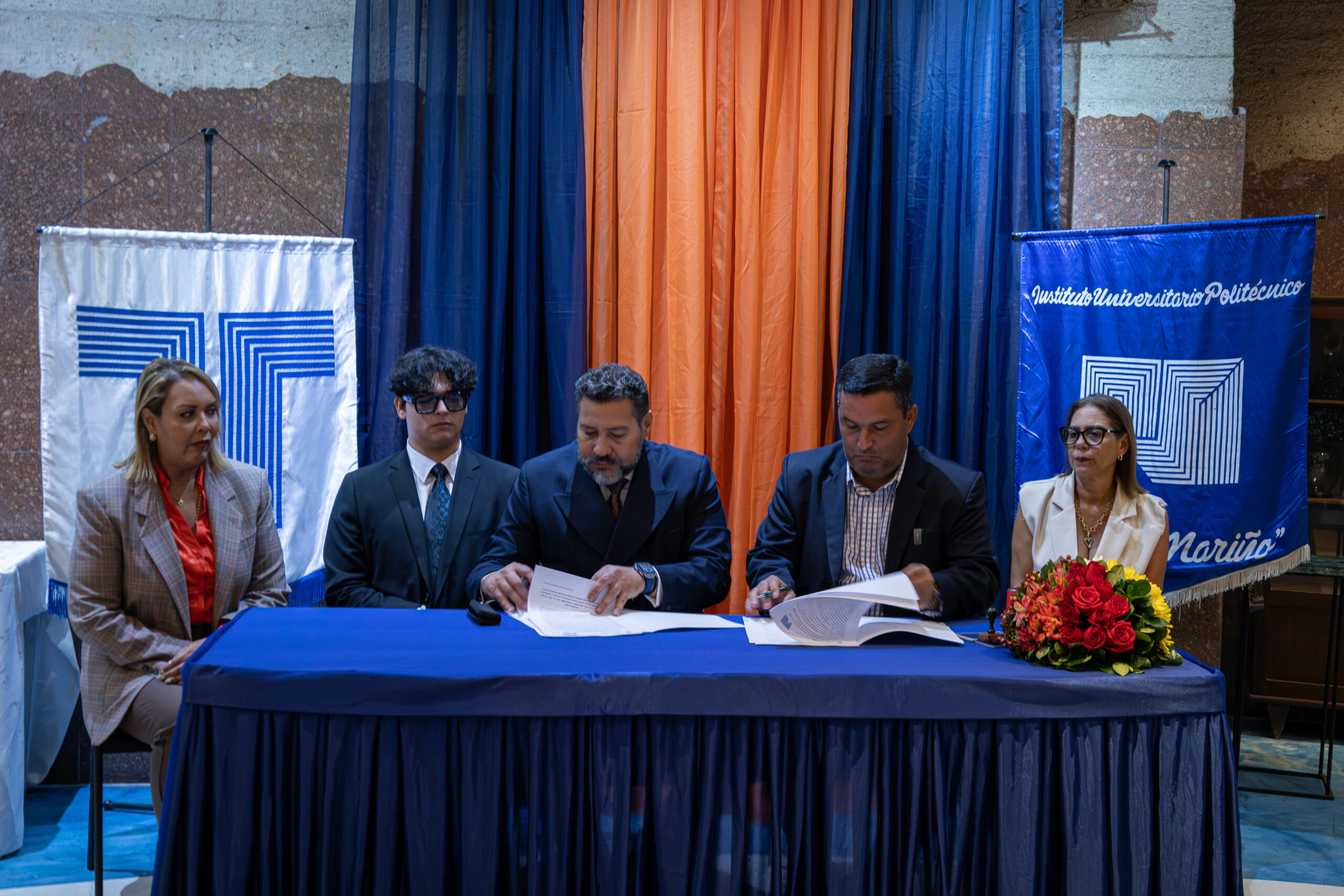 Alcaldía de Maracaibo firma convenio con el Instituto Universitario Santiago Mariño (3)