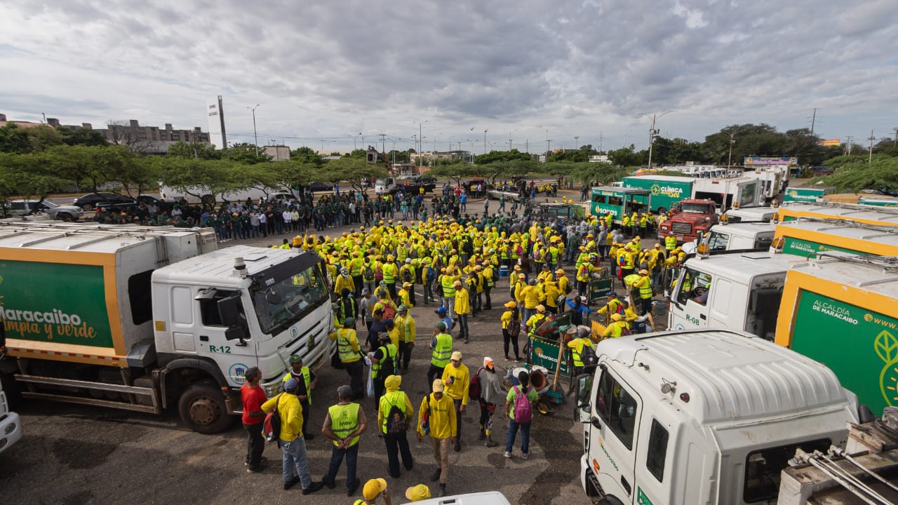 Alcaldía lanza Despliegue de Atención Integral Navidad Maracaibo 2024 (3)