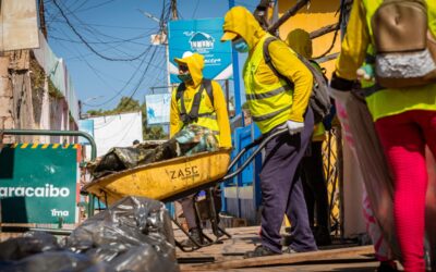 IMA sanea un kilómetro de espacio en la primera limpieza de 2025 en las Riberas del Lago